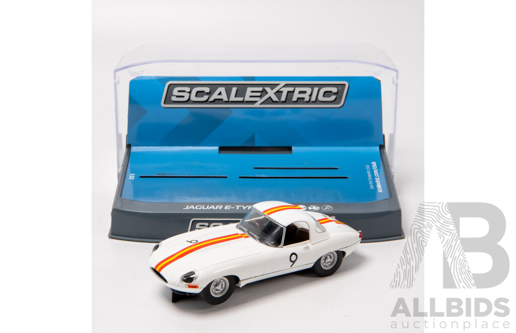 Scalextric 1965 E Type Jaguar 1:32 Scale Slot Car