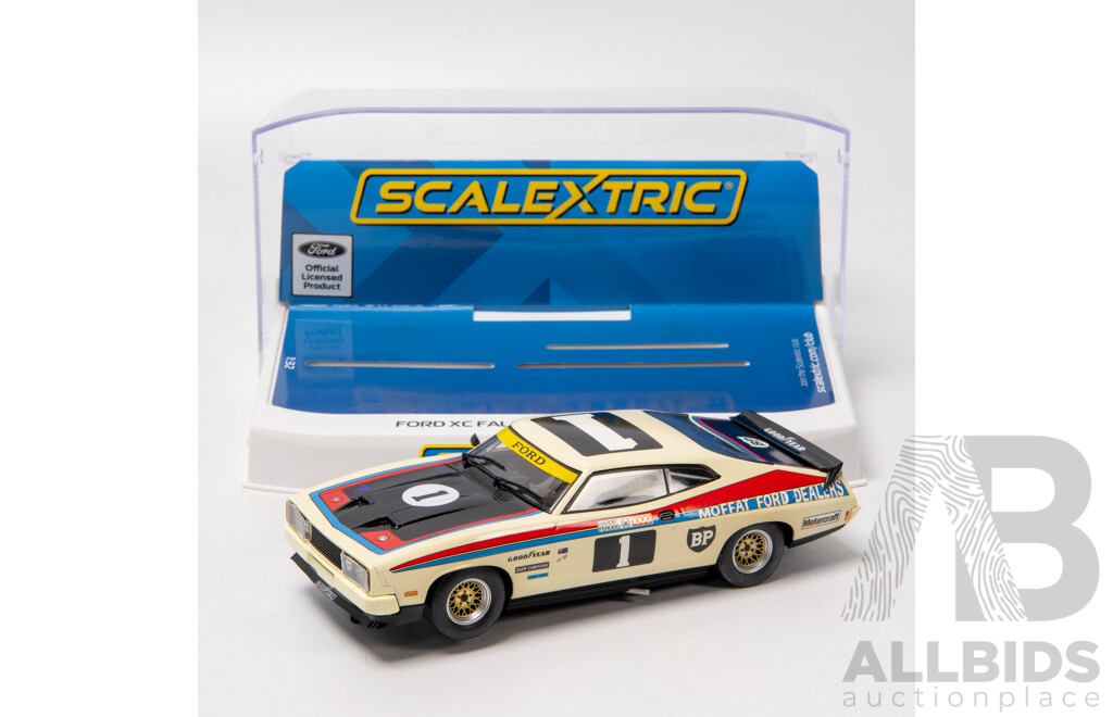 Scalextric Ford XC Falcon 1:32 Scale Slot Car