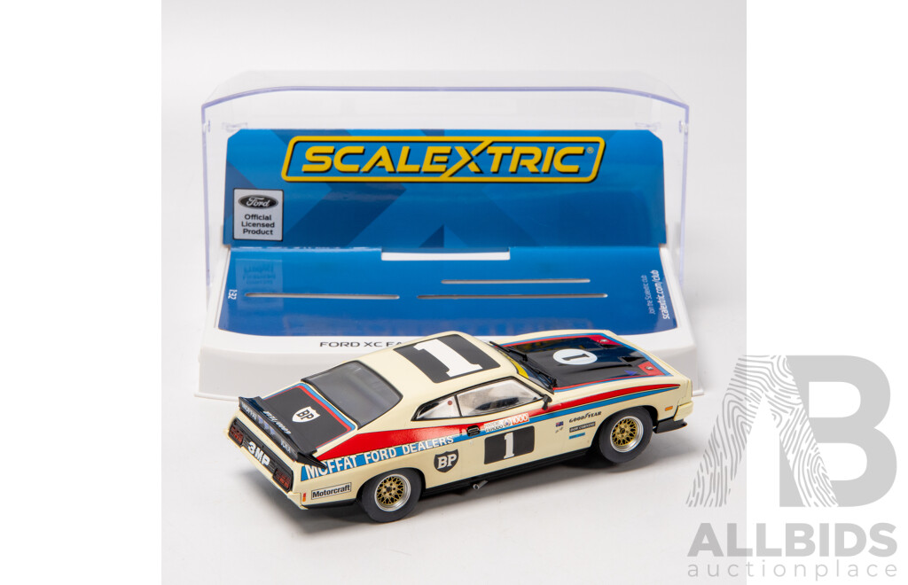 Scalextric Ford XC Falcon 1:32 Scale Slot Car