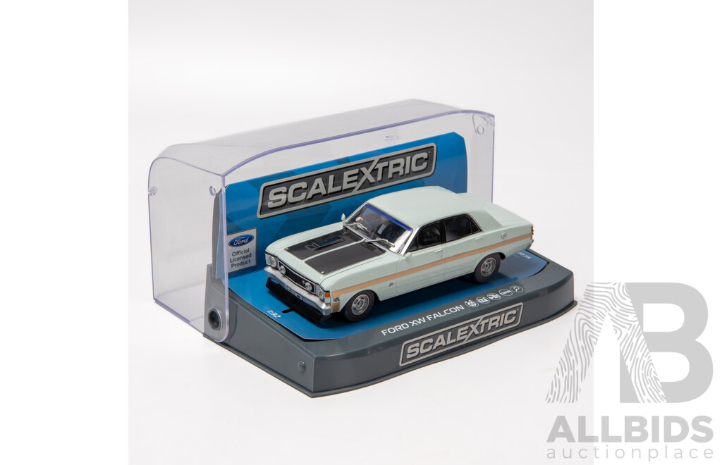 Scalextric Ford XW Falcon 1:32 Scale Slot Car