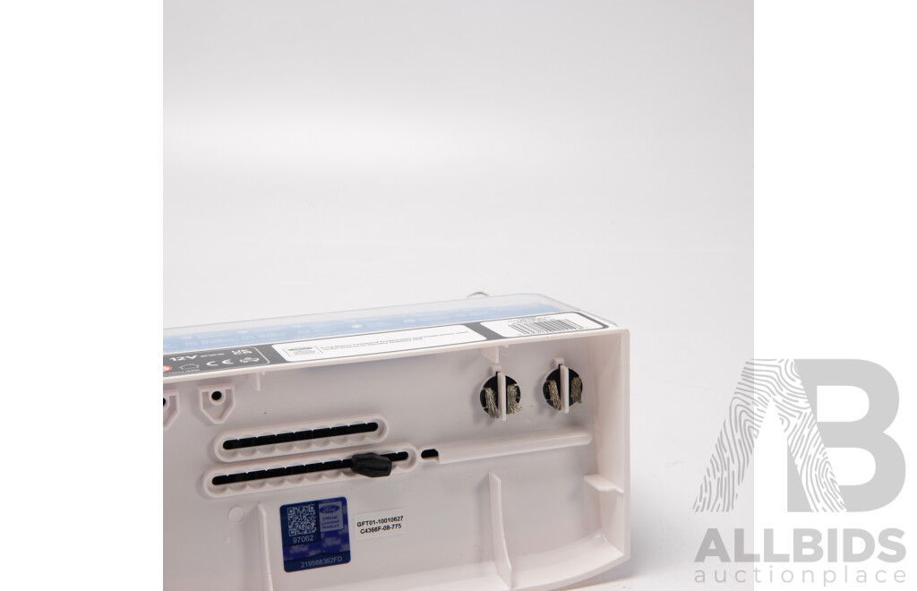 Scalextric Ford XB Falcon GT 1:32 Scale Slot Car