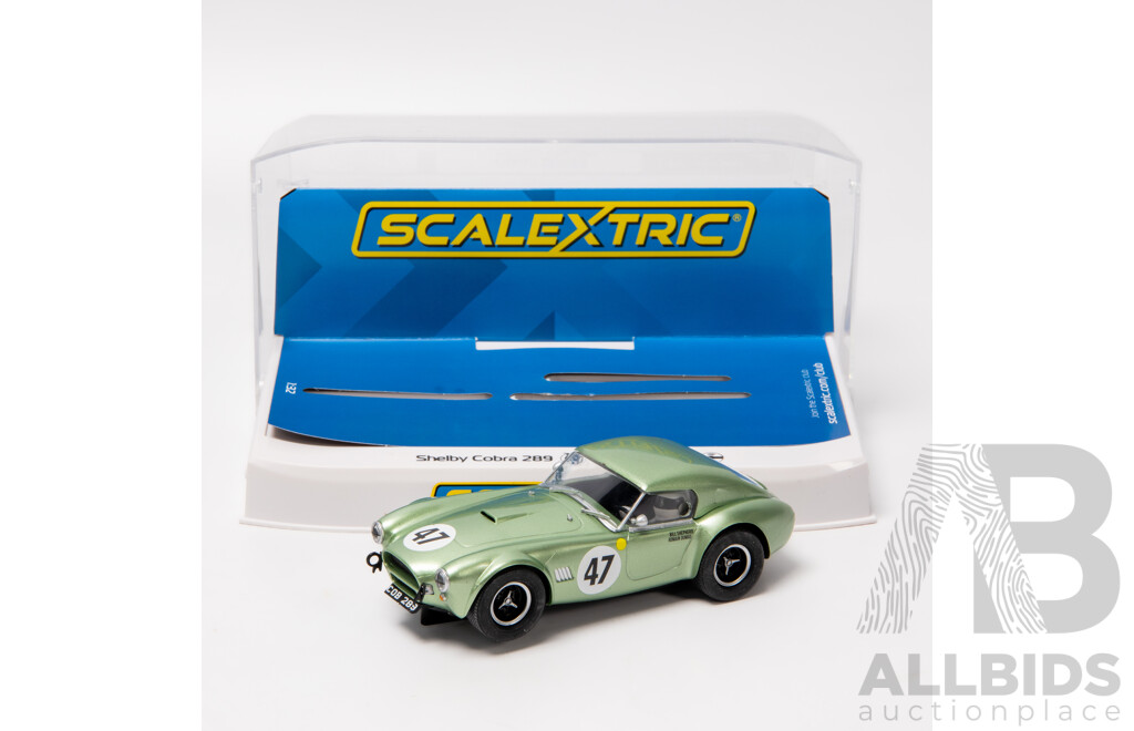 Scalextric Shelby Cobra 289 1:32 Scale Slot Car