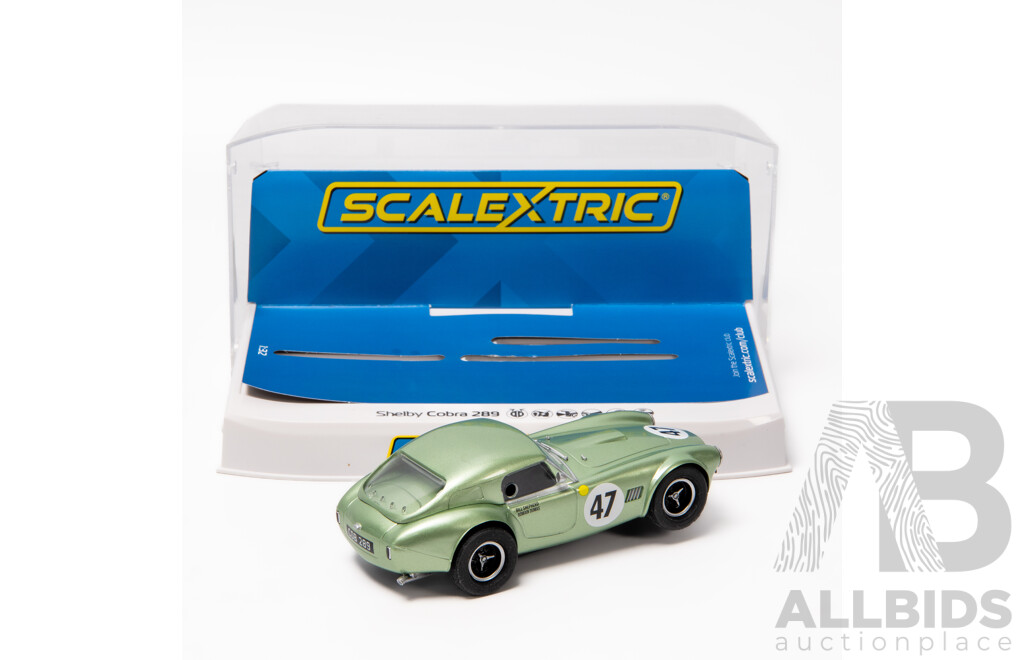 Scalextric Shelby Cobra 289 1:32 Scale Slot Car