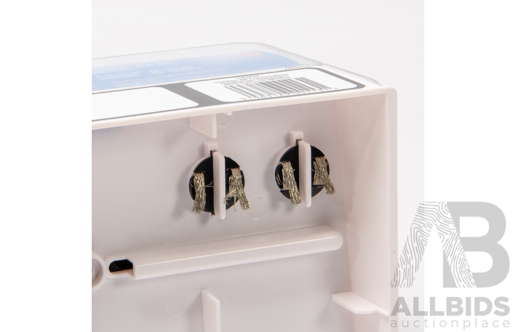 Scalextric  Holden ZB Commodore1:32 Scale Slot Car