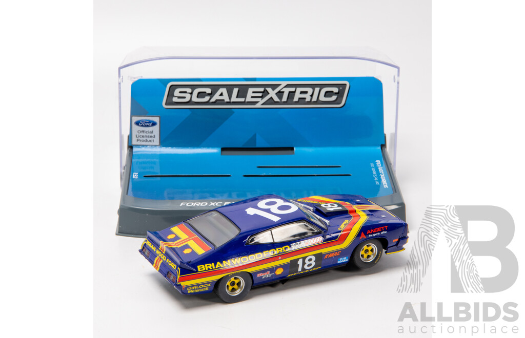 Scalextric Ford XC Falcon 1:32 Scale Slot Car