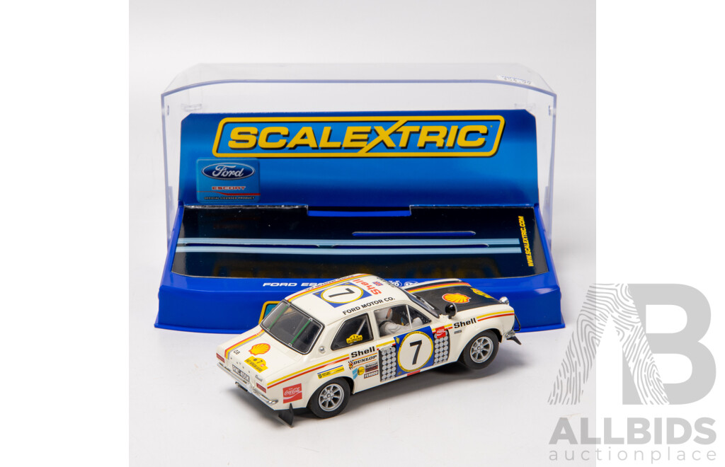 Scalextric 1972 Ford Escort MKI 1:32 Scale Slot Car