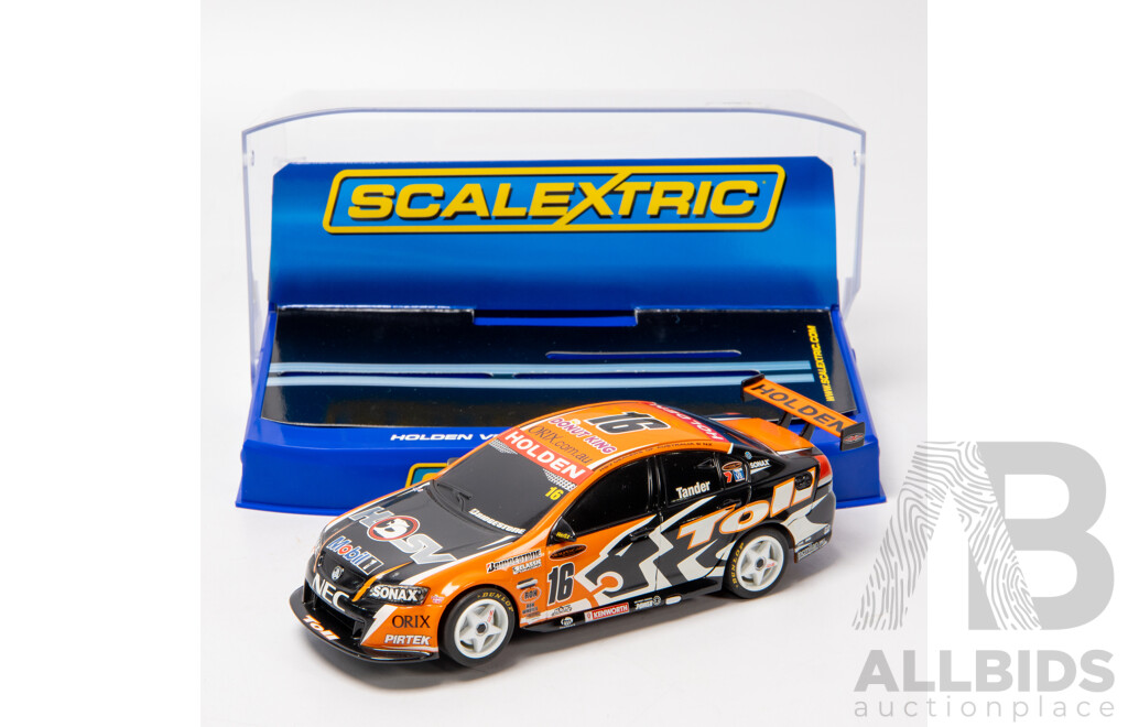 Scalextric 2007 Holden VE Commodore 1:32 Scale Slot Car