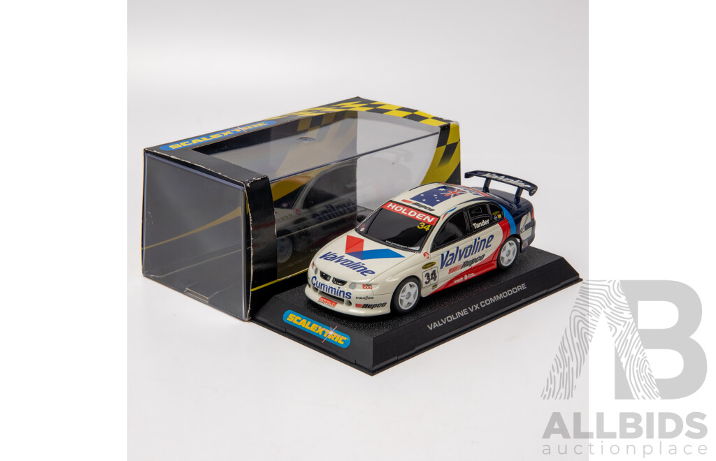 Scalextric Holden Commodore VX 1:32 Scale Slot Car