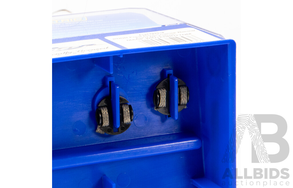 Scalextric 2008 Ford Performance Ford BF Falcon 1:32 Scale Slot Car