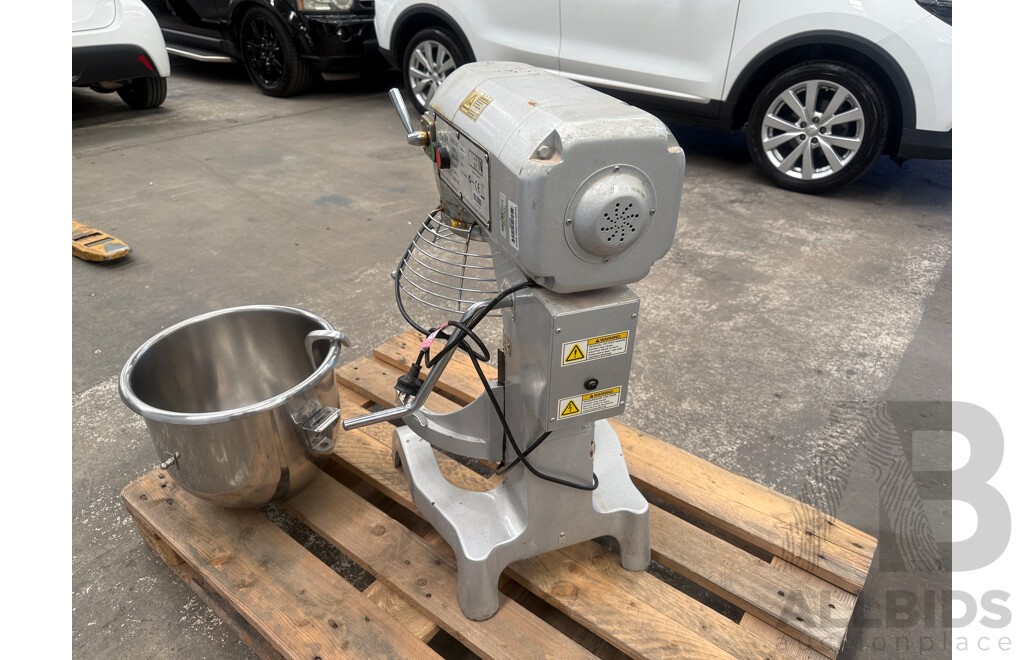 Buffalo CD606-A is a Heavy-duty, Commercial 20-litre Planetary Mixer