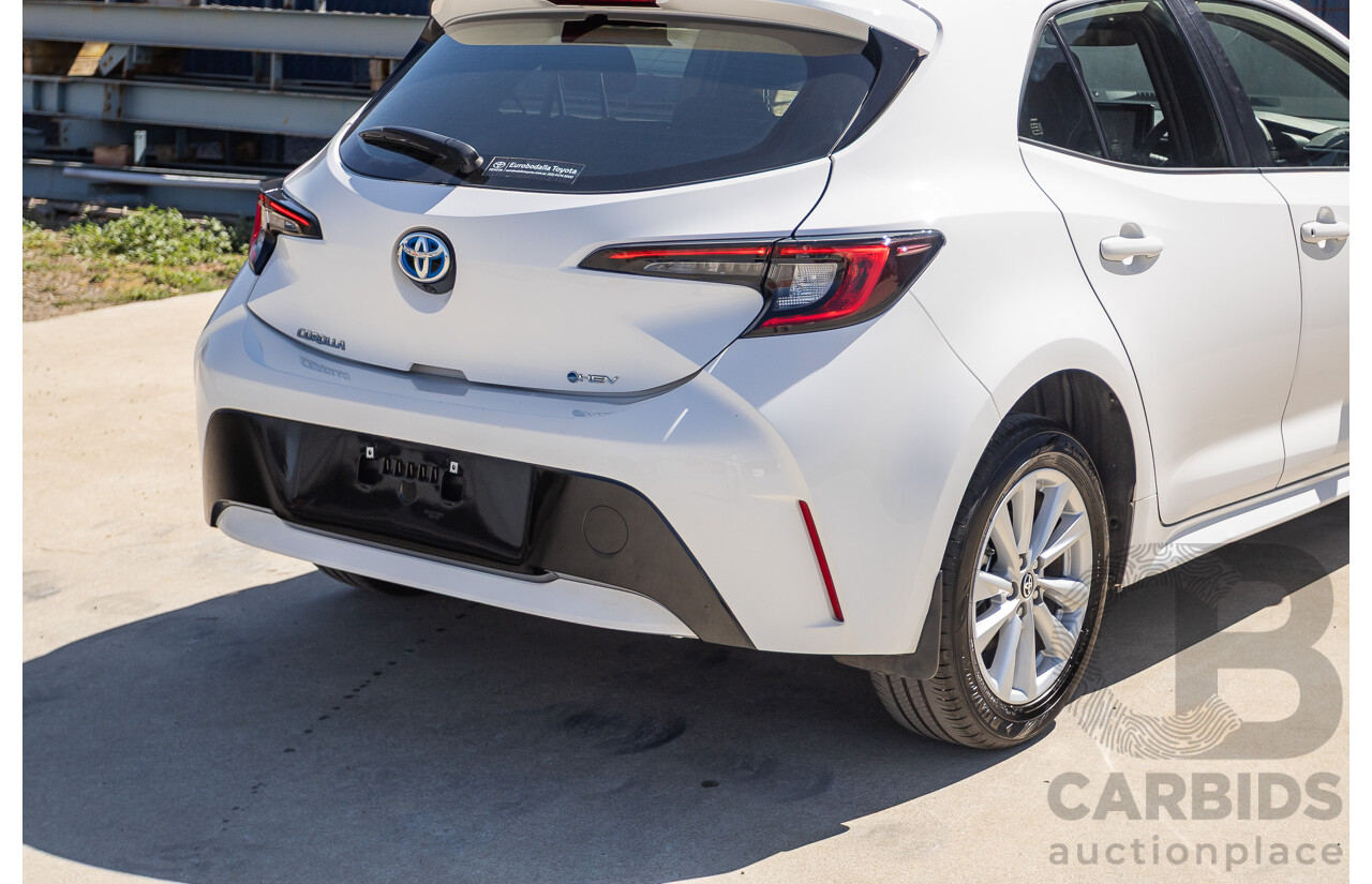 11/2024 Toyota Corolla Ascent Sport Hybrid ZWE219R 5D Hatchback Glacier White 1.8L - 70kw Hybrid