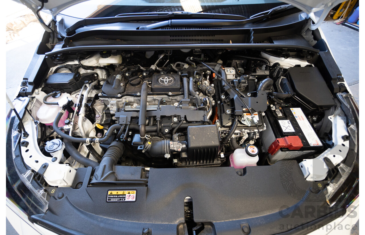 11/2024 Toyota Corolla Ascent Sport Hybrid ZWE219R 5D Hatchback Glacier White 1.8L - 70kw Hybrid