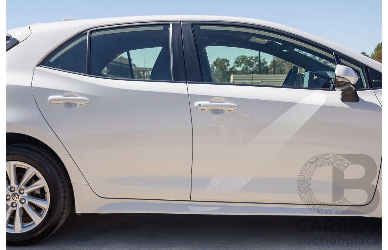 11/2024 Toyota Corolla Ascent Sport Hybrid ZWE219R 5D Hatchback Glacier White 1.8L - 70kw Hybrid