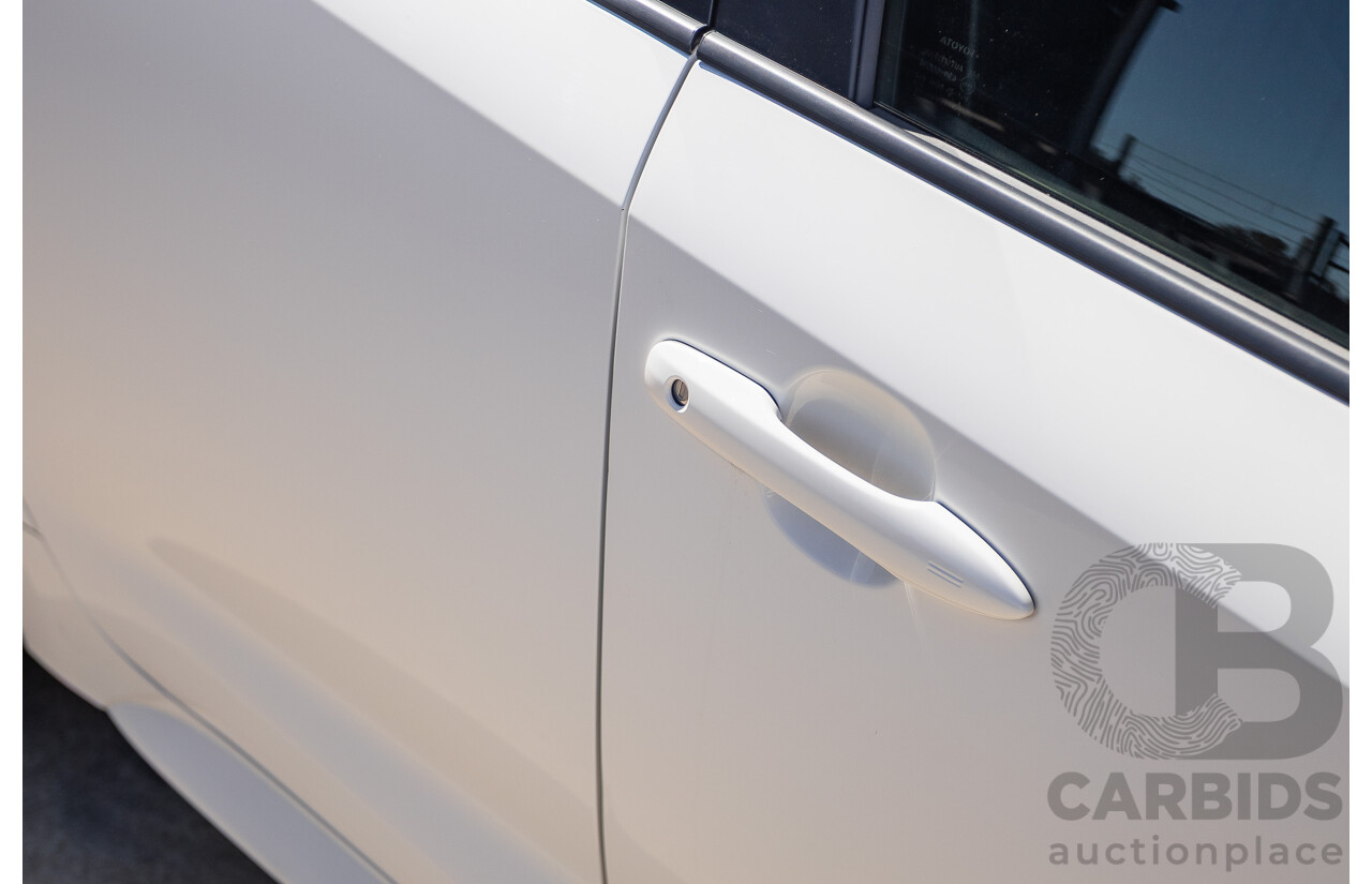 11/2024 Toyota Corolla Ascent Sport Hybrid ZWE219R 5D Hatchback Glacier White 1.8L - 70kw Hybrid