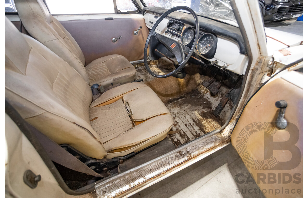 Circa 1969 Toyota Corolla KE16 2d Wagon White 1.1L