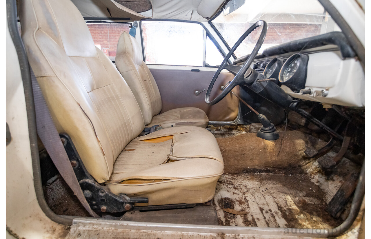 Circa 1969 Toyota Corolla KE16 2d Wagon White 1.1L