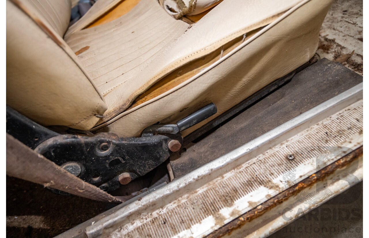 Circa 1969 Toyota Corolla KE16 2d Wagon White 1.1L