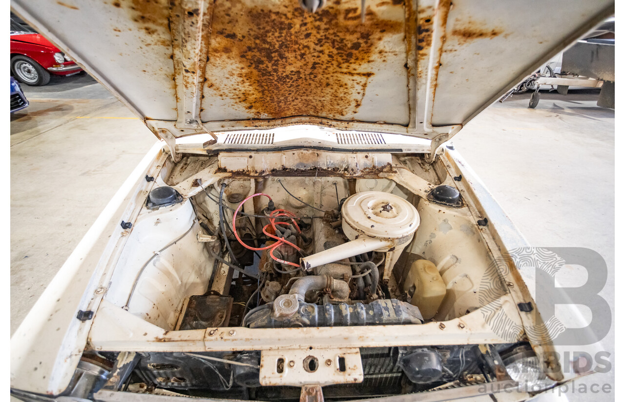 Circa 1969 Toyota Corolla KE16 2d Wagon White 1.1L