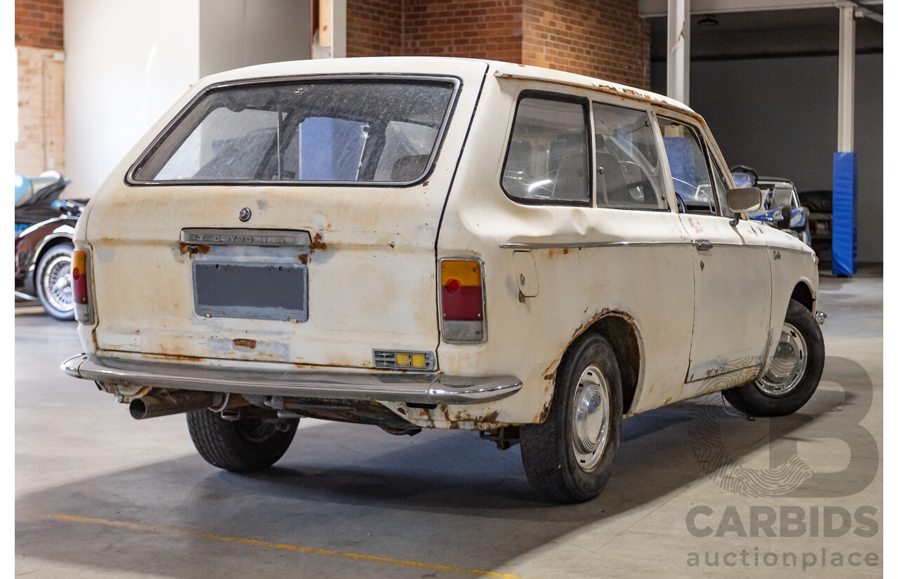 Circa 1969 Toyota Corolla KE16 2d Wagon White 1.1L