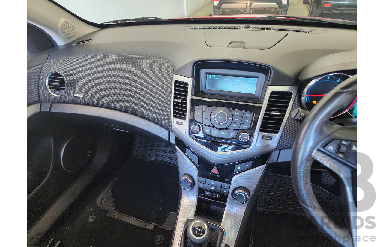 11/2012 Holden Cruze SRi JH MY13 5d Hatchback Red 1.4L
