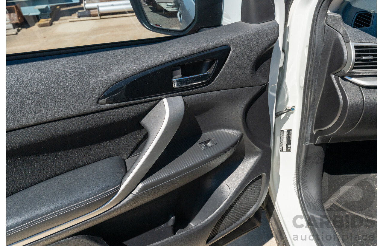 11/2019 Mitsubishi Eclipse Cross LS (2WD) YA MY20 4D Wagon Wicked White Turbo 1.5L