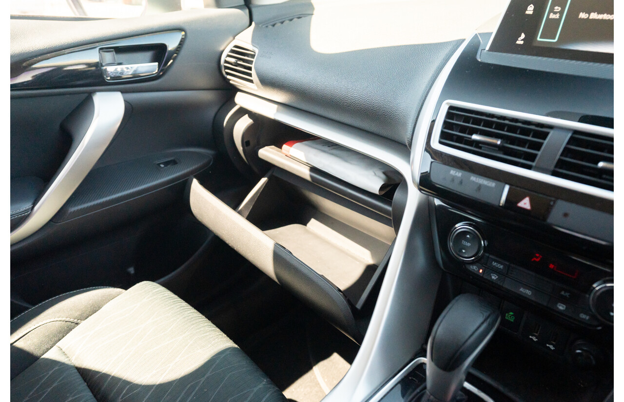 11/2019 Mitsubishi Eclipse Cross LS (2WD) YA MY20 4D Wagon Wicked White Turbo 1.5L