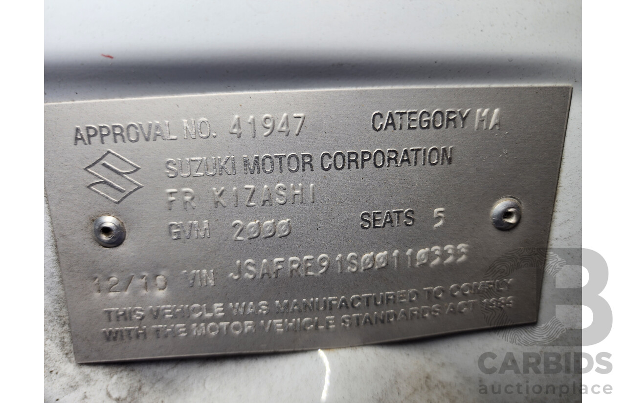 12/2010 Suzuki Kizashi XL FR 4d Sedan White 2.4L