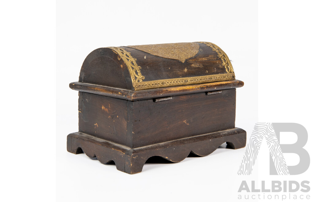 Vintage Indian Dome Top Timber Jewellery Box