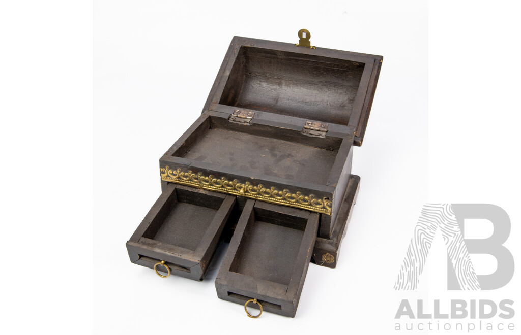Vintage Indian Dome Top Timber Jewellery Box