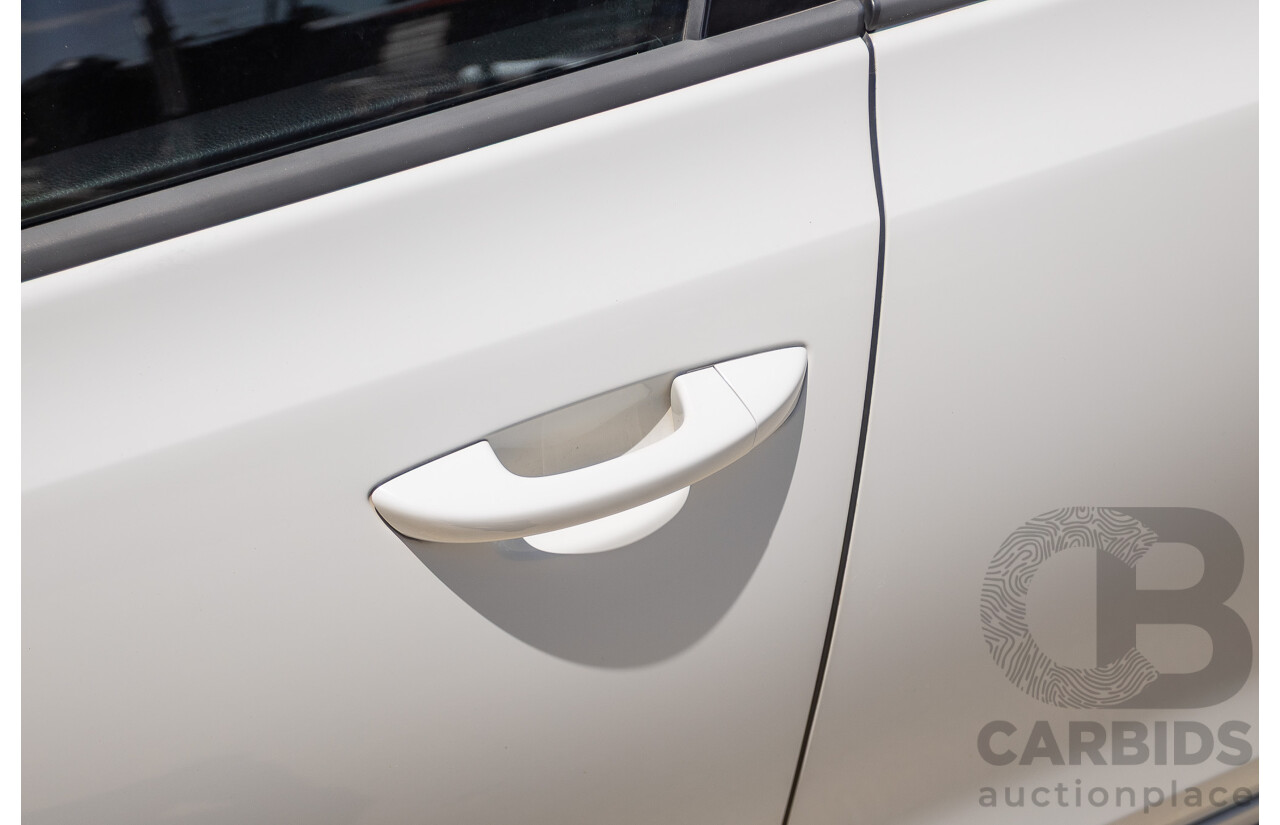 1/2013 Volkswagen Golf GTI 1K MY13 5D Hatchback White Turbo 2.0L