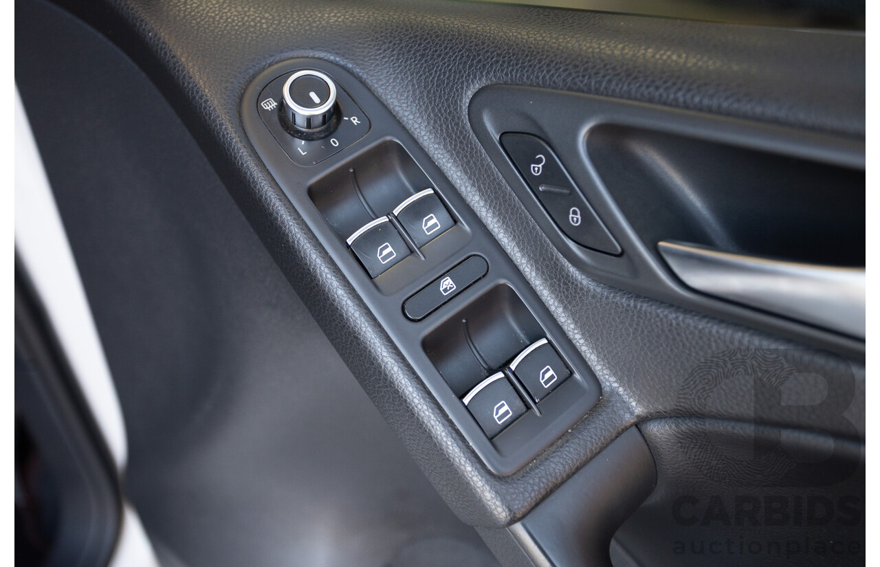 1/2013 Volkswagen Golf GTI 1K MY13 5D Hatchback White Turbo 2.0L