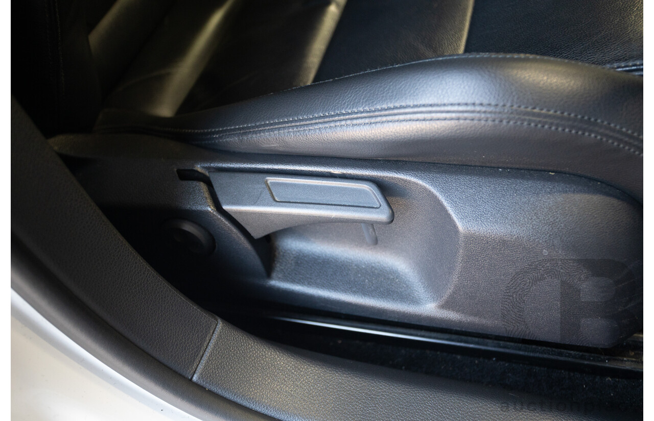 1/2013 Volkswagen Golf GTI 1K MY13 5D Hatchback White Turbo 2.0L