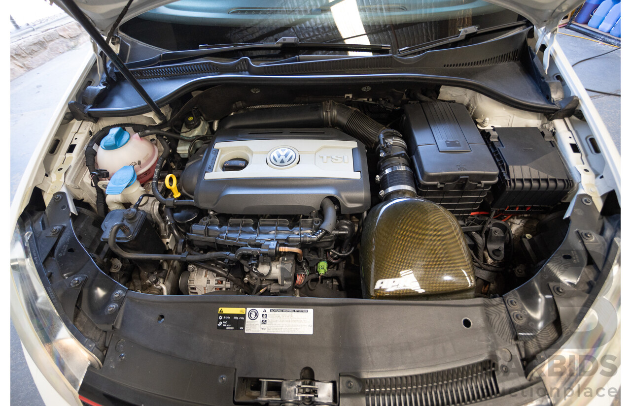 1/2013 Volkswagen Golf GTI 1K MY13 5D Hatchback White Turbo 2.0L