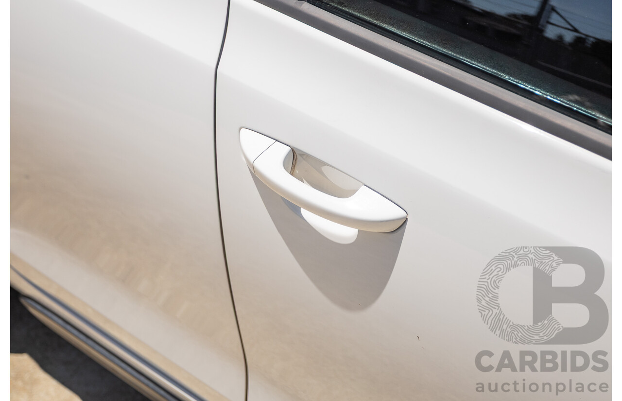 1/2013 Volkswagen Golf GTI 1K MY13 5D Hatchback White Turbo 2.0L