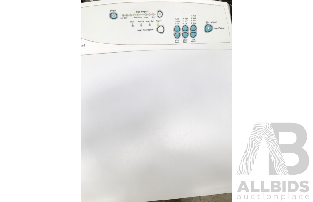 Fisher & Paykel 5.5kg Top Load Washing Machine