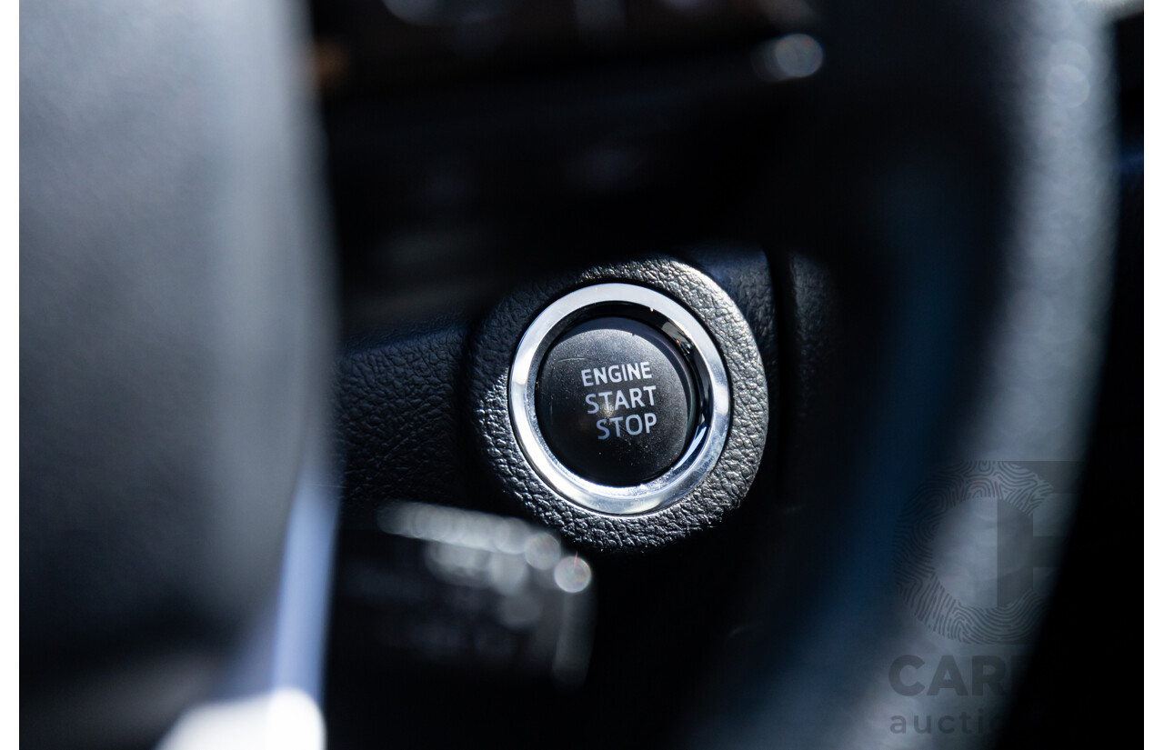 01/2022 Toyota Hilux SR5 (4x4) GUN126R Double Cab P/Up Super White Turbo Diesel 2.8L