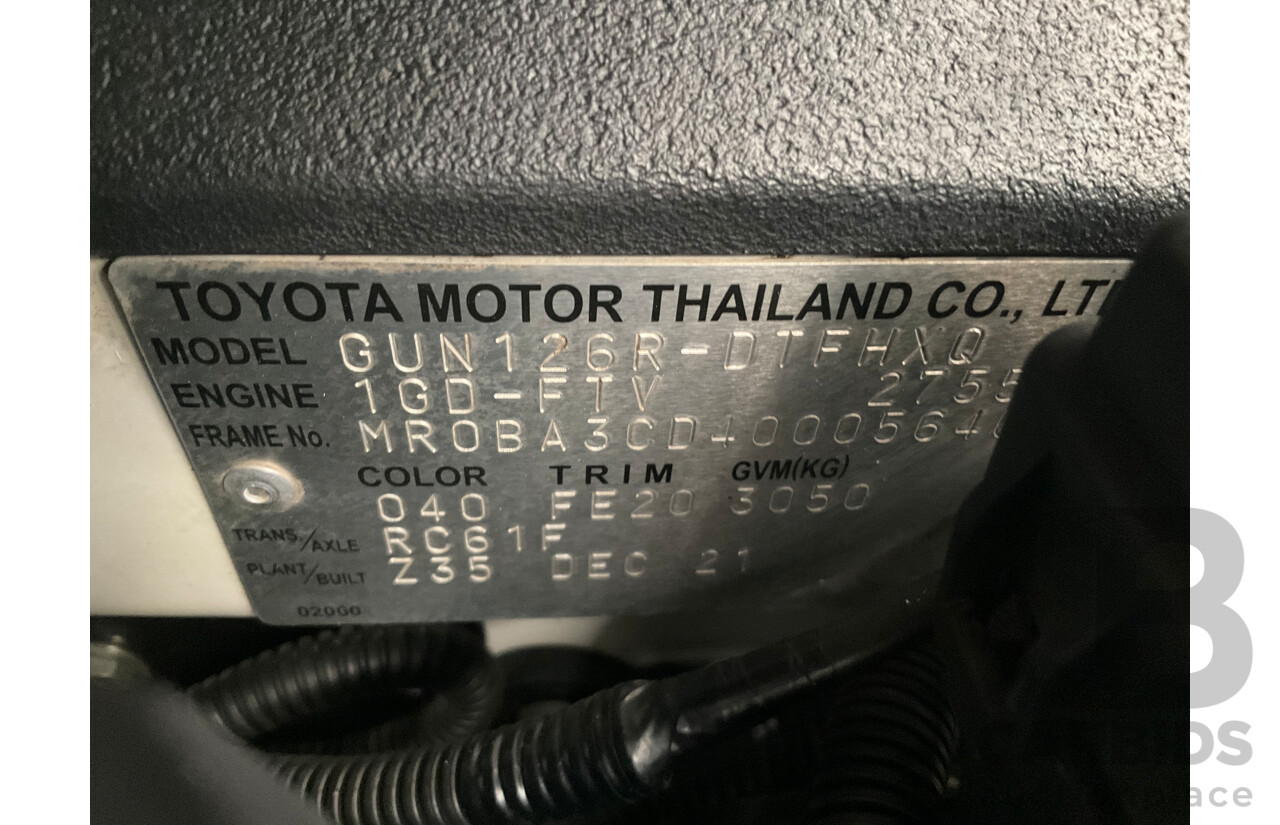 01/2022 Toyota Hilux SR5 (4x4) GUN126R Double Cab P/Up Super White Turbo Diesel 2.8L