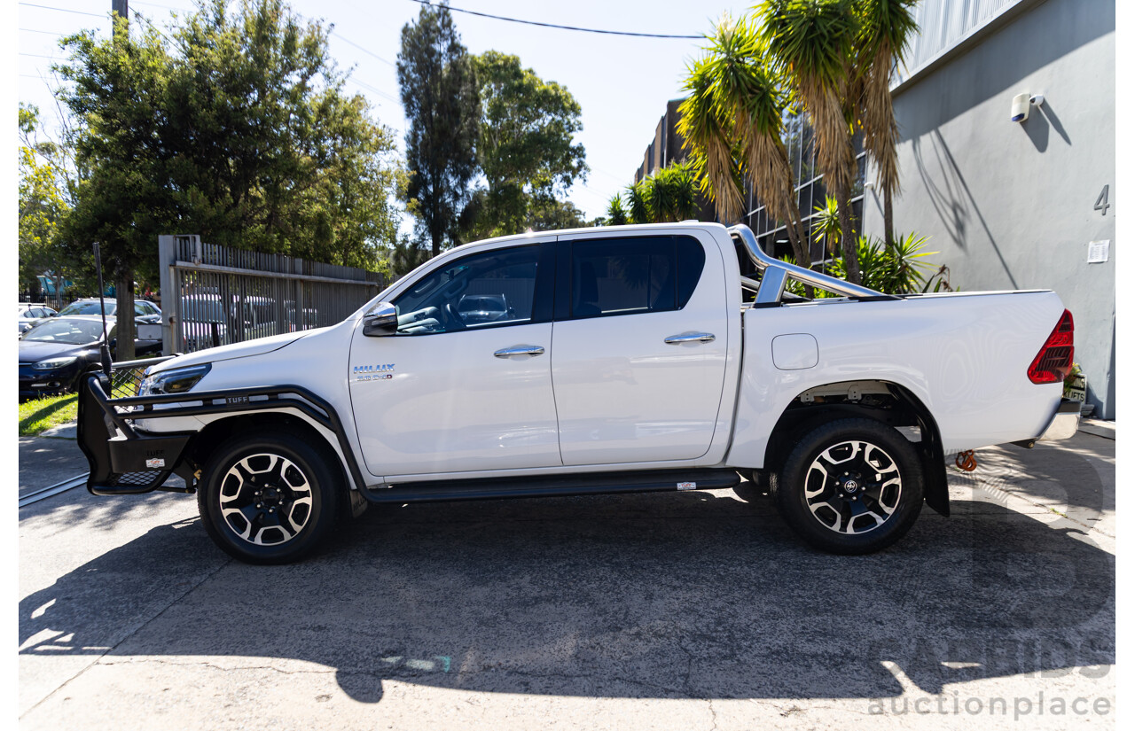 01/2022 Toyota Hilux SR5 (4x4) GUN126R Double Cab P/Up Super White Turbo Diesel 2.8L