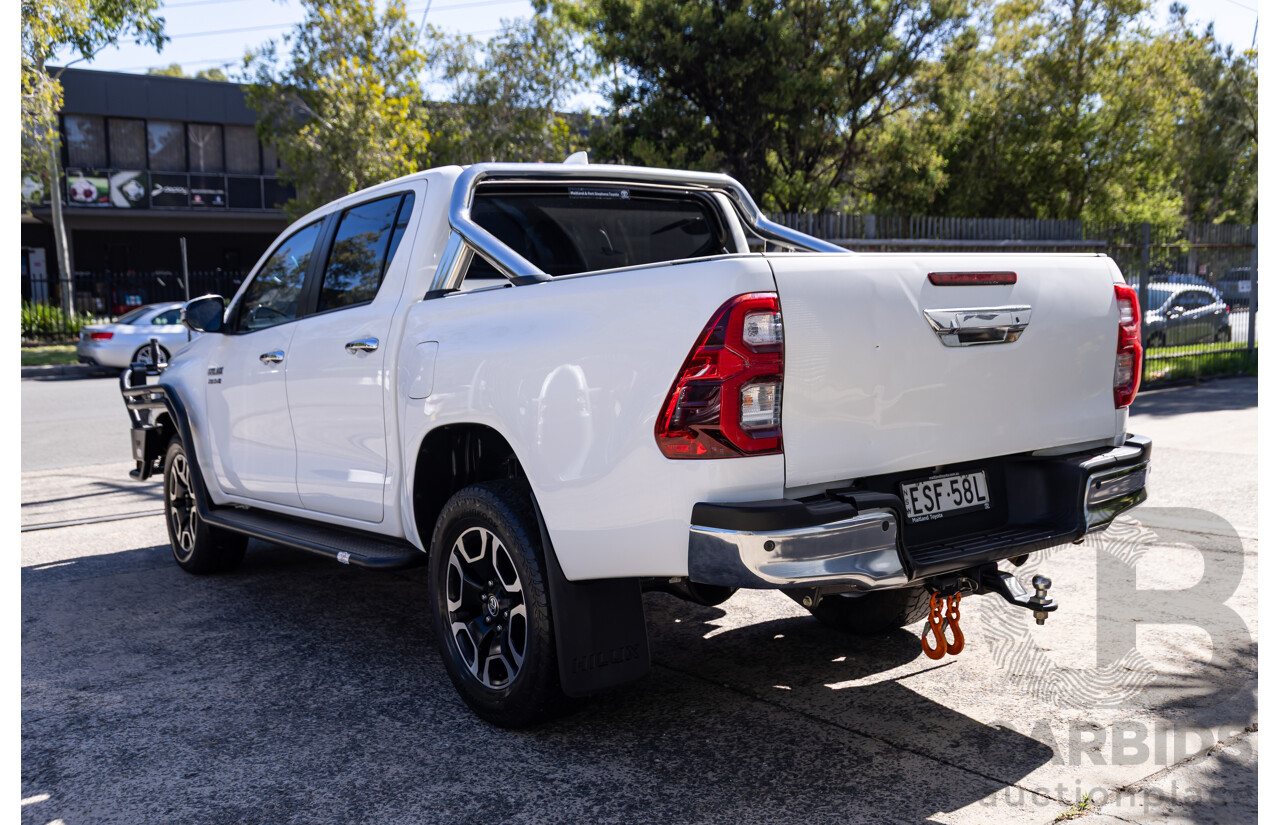 01/2022 Toyota Hilux SR5 (4x4) GUN126R Double Cab P/Up Super White Turbo Diesel 2.8L