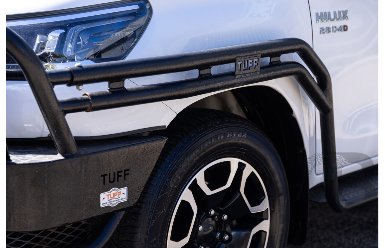 01/2022 Toyota Hilux SR5 (4x4) GUN126R Double Cab P/Up Super White Turbo Diesel 2.8L