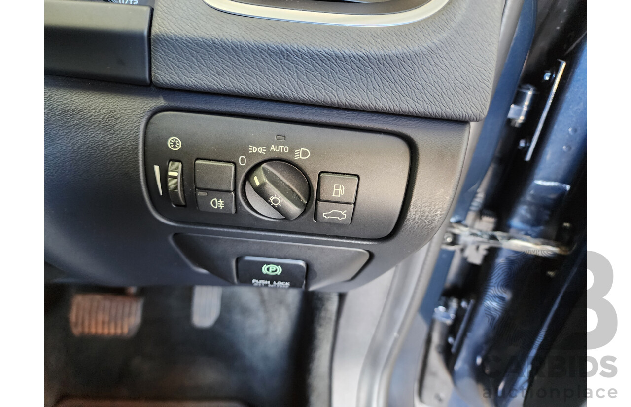 1/2013 Volvo V60 D3 F MY12 4d Wagon Blue 2.0L