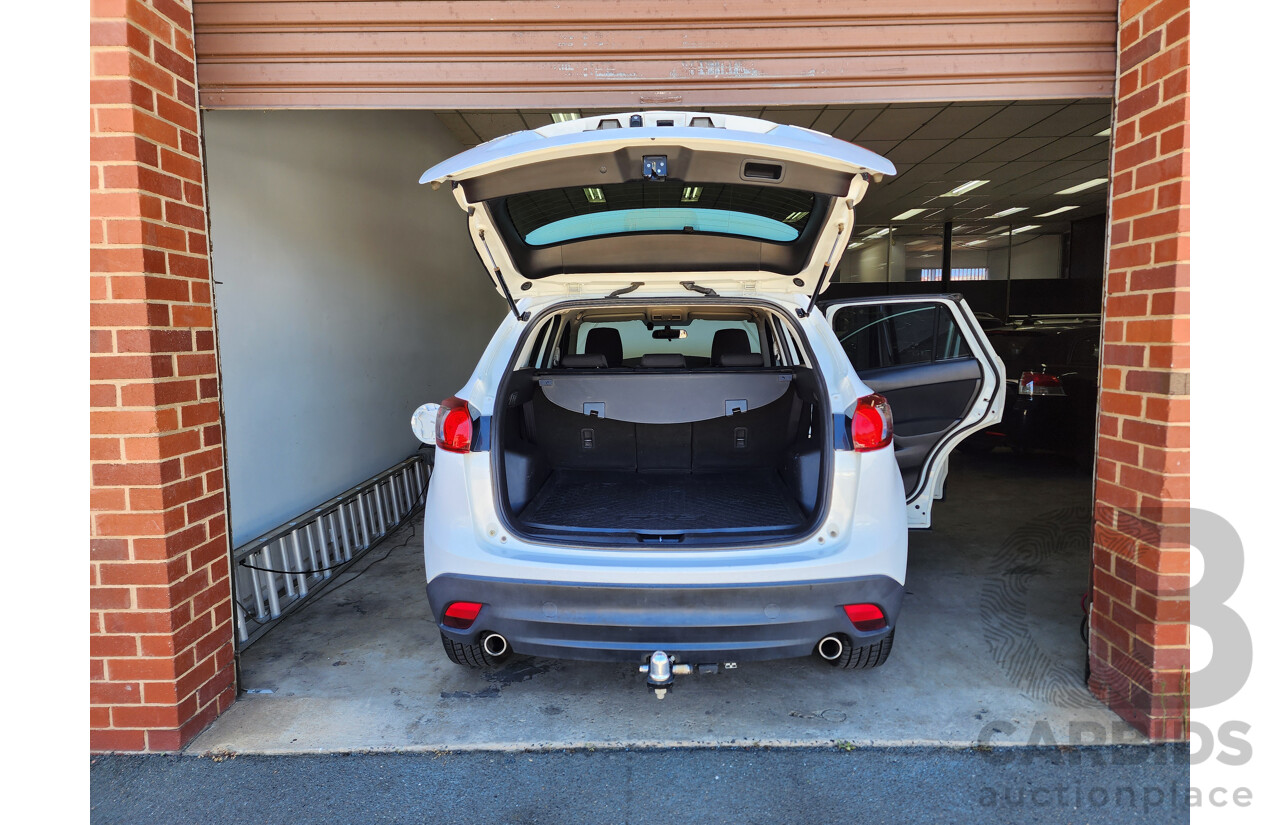 8/2012 Mazda Cx-5 MAXX Sport (4x4)  4d Wagon White 2.2L