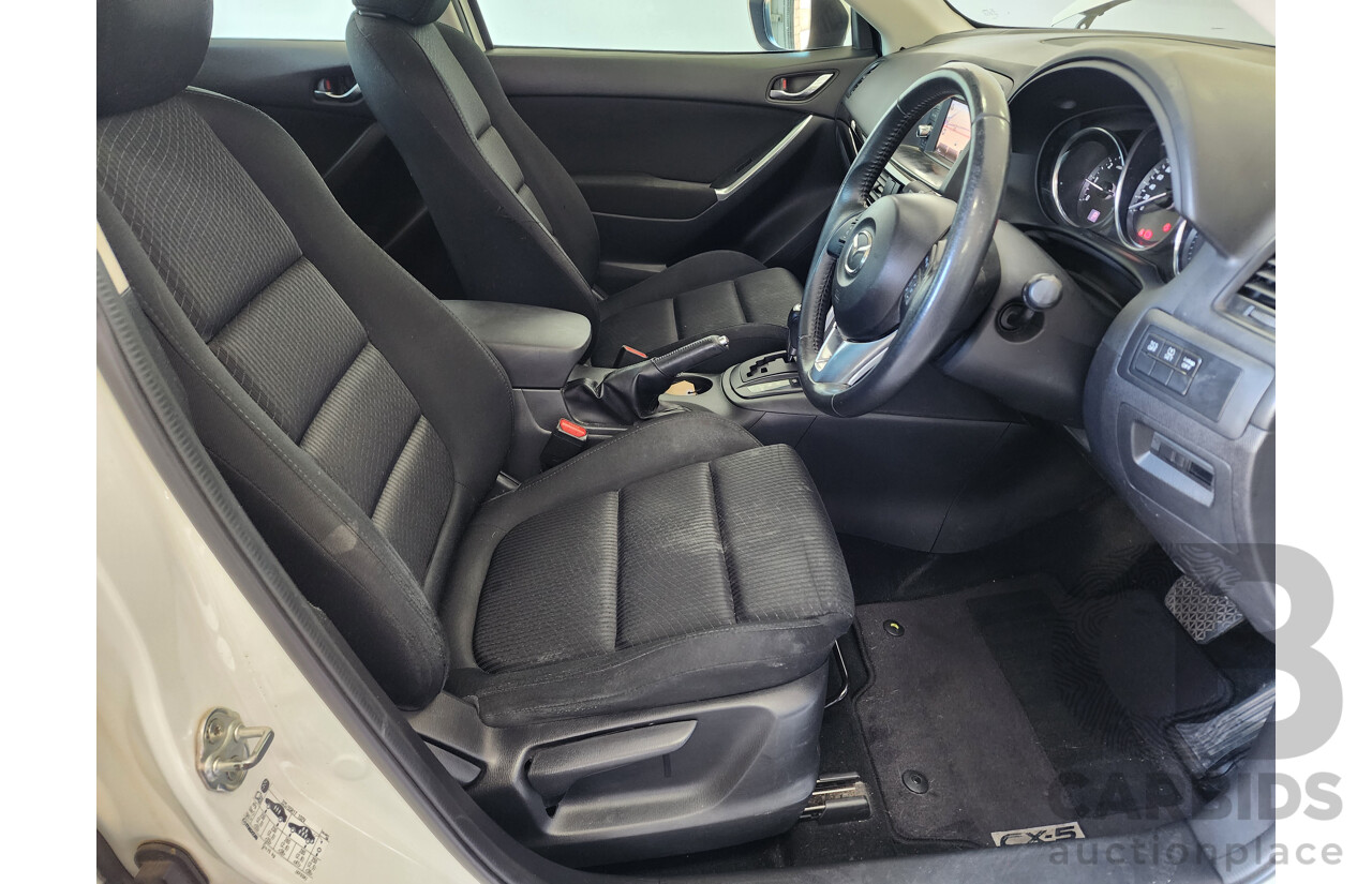 8/2012 Mazda Cx-5 MAXX Sport (4x4)  4d Wagon White 2.2L