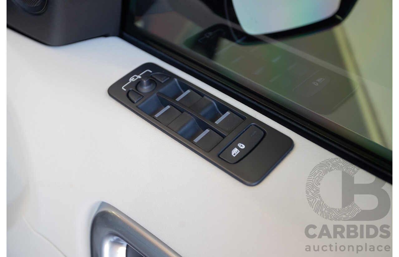 11/2016 Land Rover Discovery Sport TD4 180 HSE Luxury (AWD) LC MY17 4D Wagon Firenze Red Metallic Turbo Diesel 2.0L