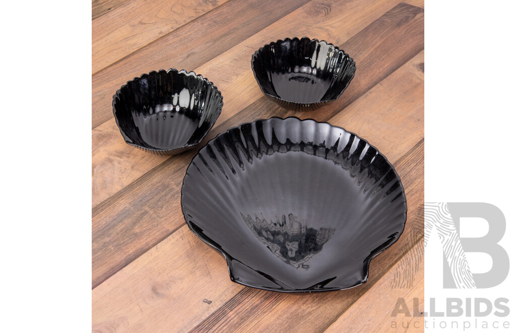 Three Vintage French Arcoroc Black Glass Coquillage Dishes