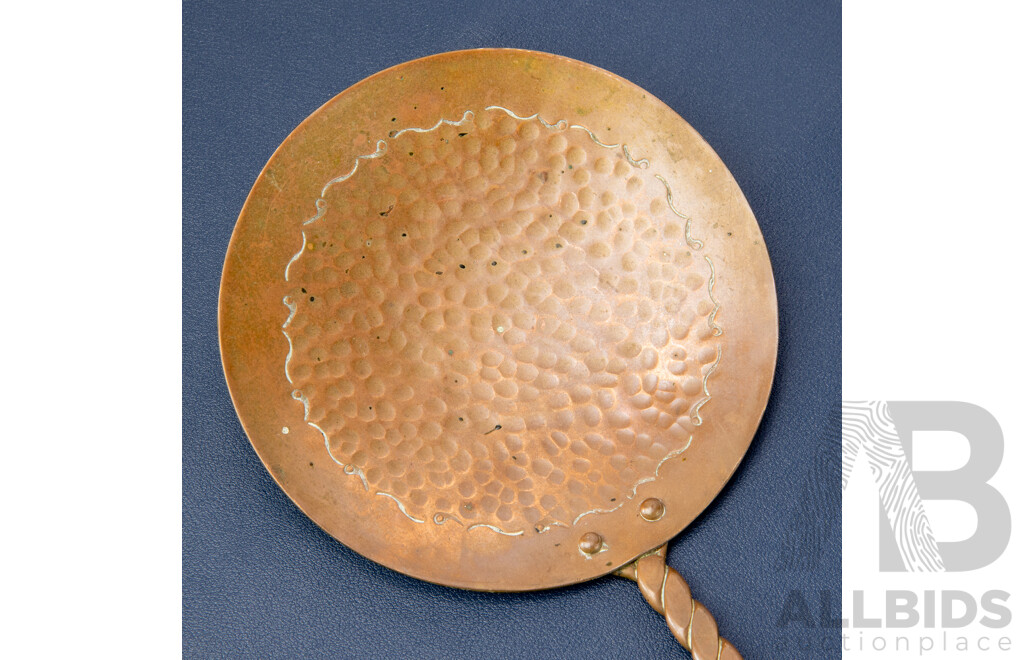 Vintage Weeda Tasmania Copper Ladle with Hammered Finish