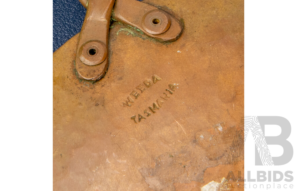 Vintage Weeda Tasmania Copper Ladle with Hammered Finish