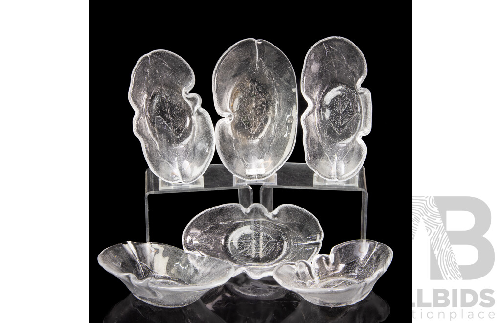 Group of Kosta Boda Leaf Form Art Glass Dishes, Kosta Boda Party Series, Designed by Goran Warff.