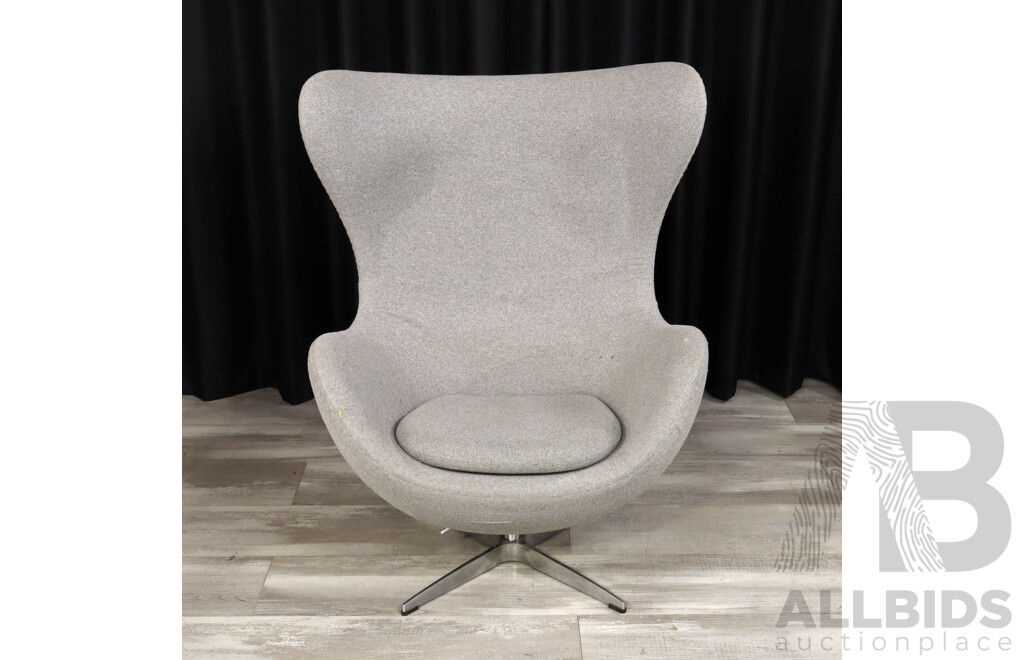 Replica Arne Jacobsen Egg Chair