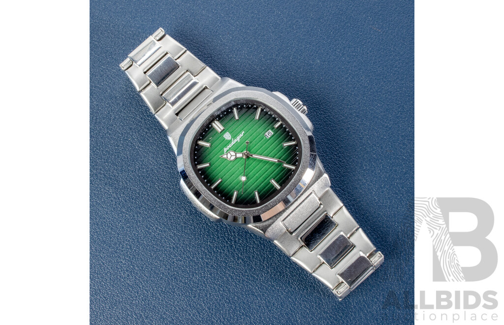 Poedagar Mens Wristwatch with Silver Green Dial and Extra Links